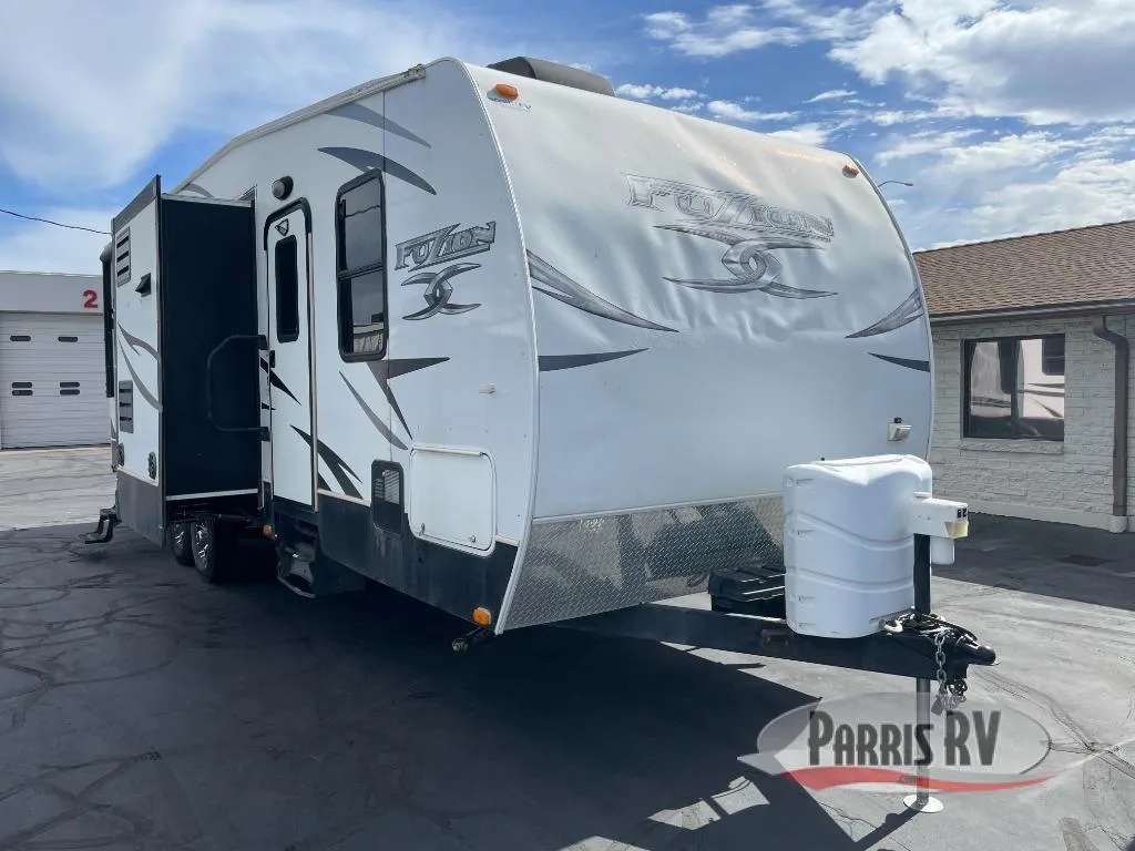 2013 Keystone RV Fuzion Used    301 - Photo 2