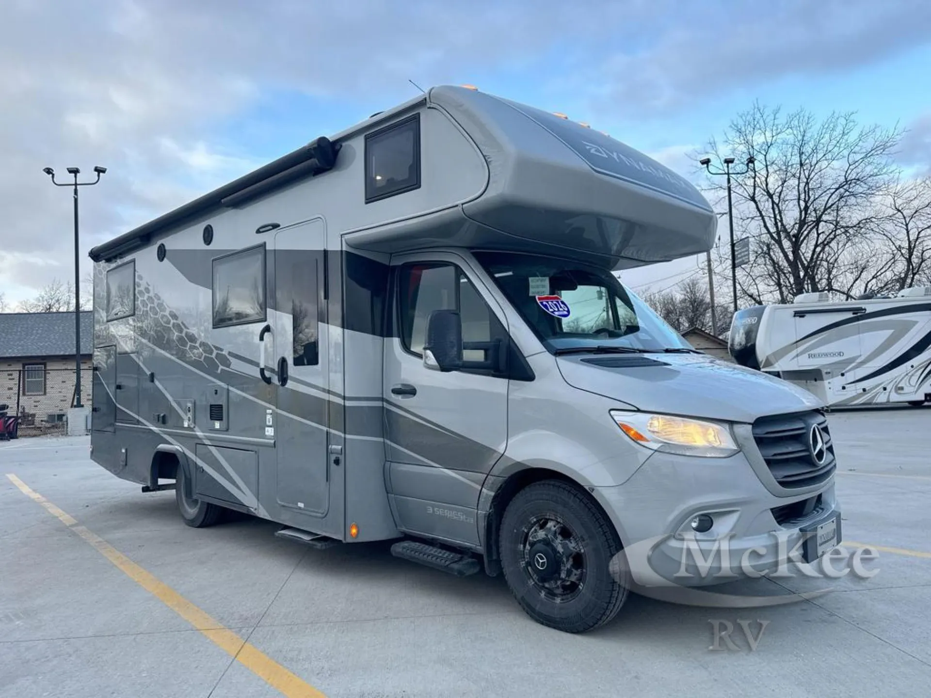 2026 Dynamax Corp Isata 3 Series 24TW - Photo 2