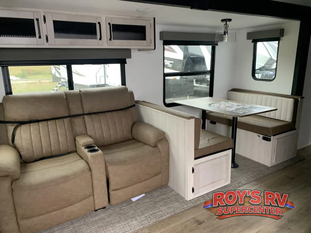 2026 Palomino Puma 337BH, Photos photo 11