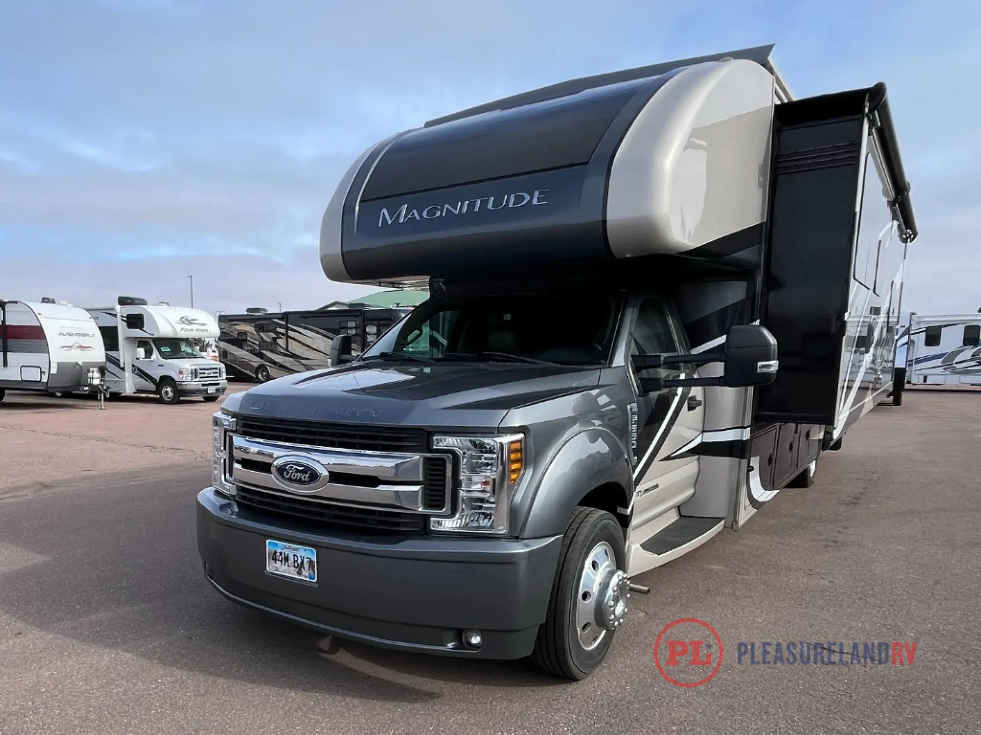 2020 Thor Motor Coach Magnitude BH35 - Photo 3