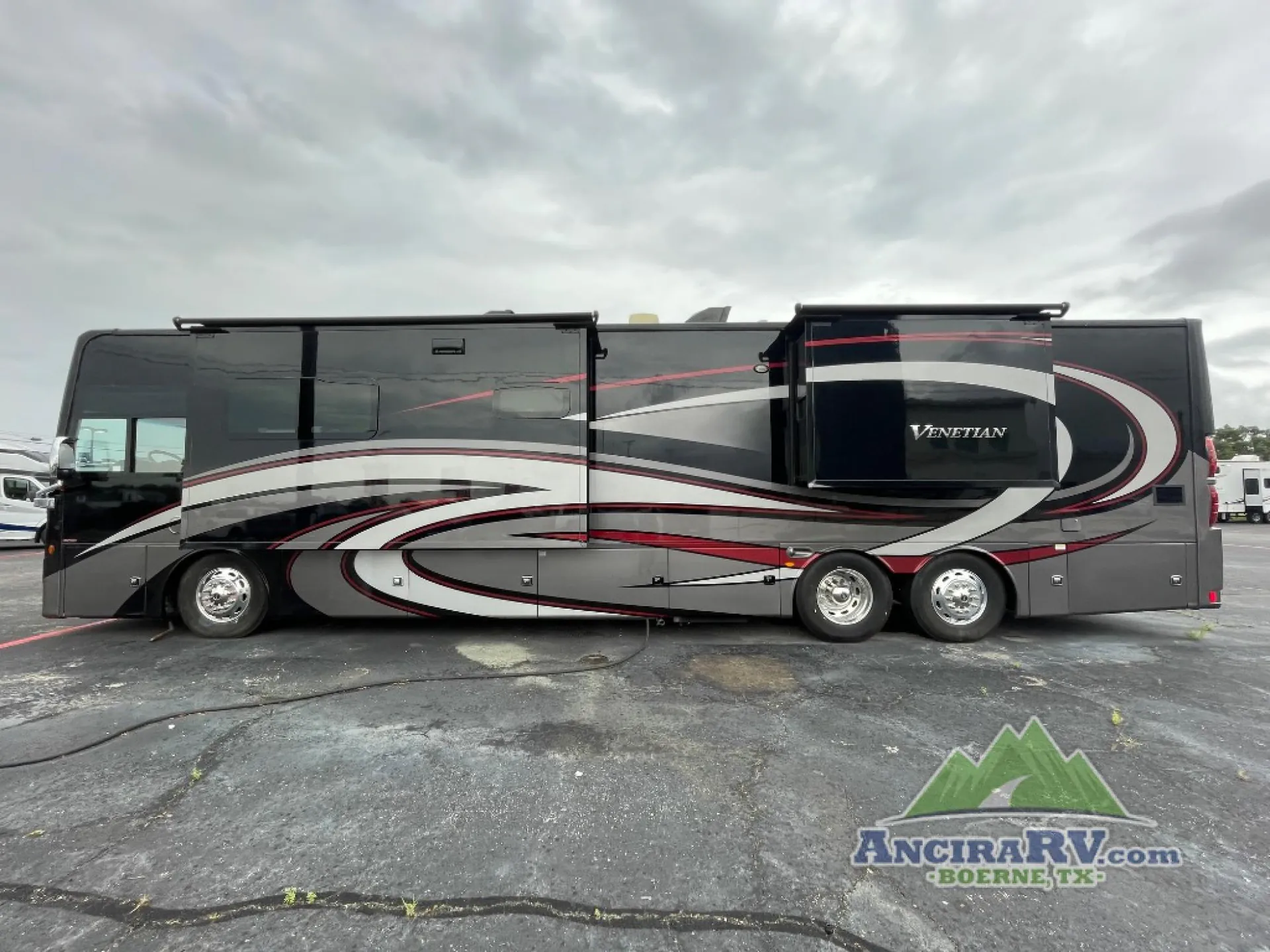 2020 Thor Motor Coach Venetian B42 - Photo 3