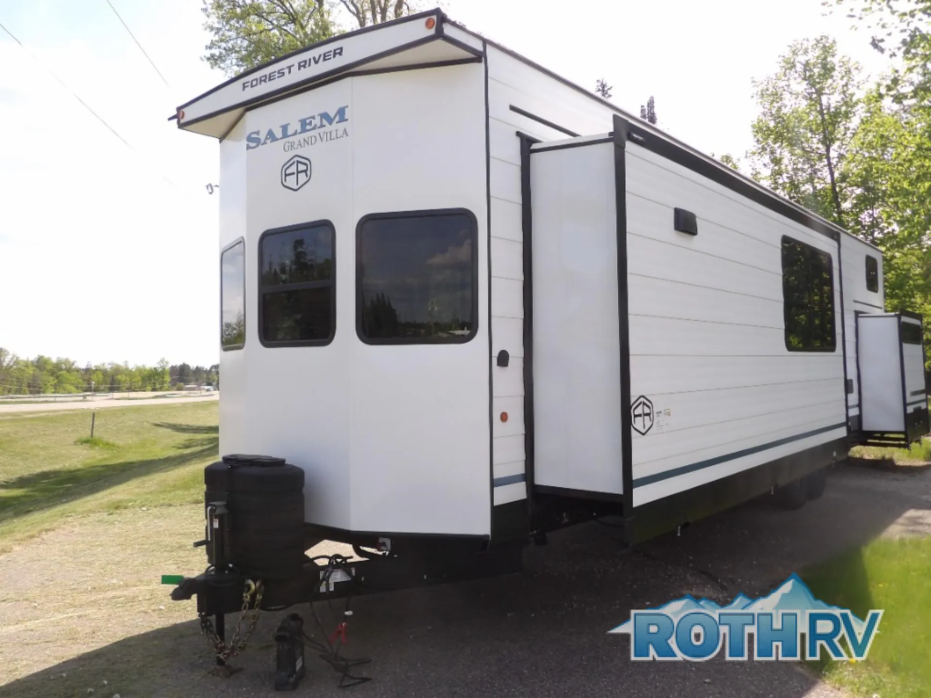 2026 Forest River RV Salem Grand Villa 40FKP - Photo 4