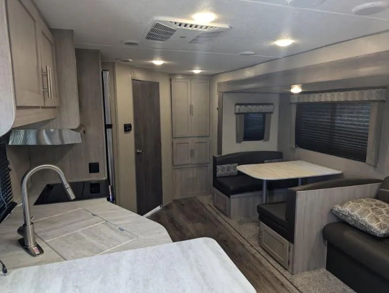 2022 Coachmen Catalina Legacy Edition 243RBS, Photos photo 7