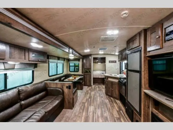 2019 Cruiser RV MPG 2750BH - Photo 2