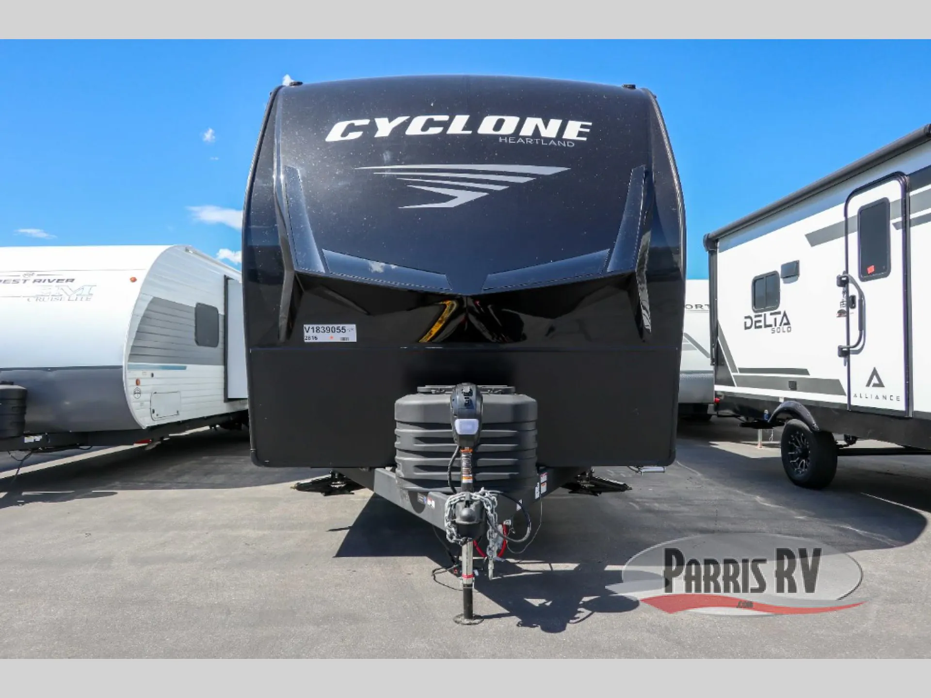 2027 Heartland Cyclone 2816 - Photo 3
