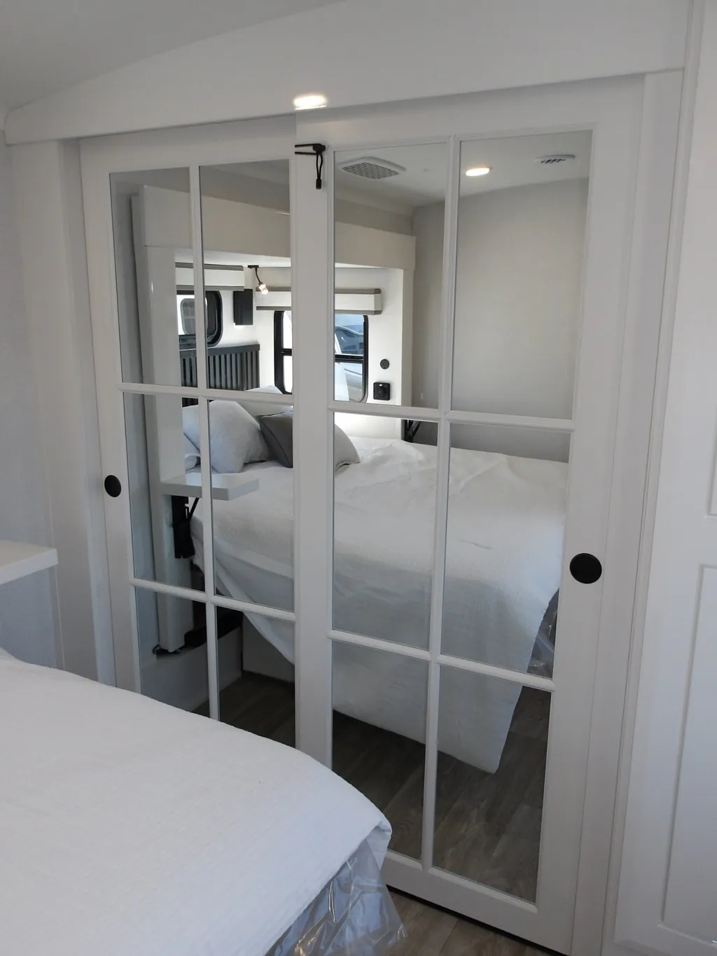2027 Jayco Pinnacle 32RLTS, Photos photo 59