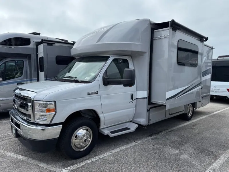 2026 Gulf Stream RV BT Cruiser 5235B - Photo 2