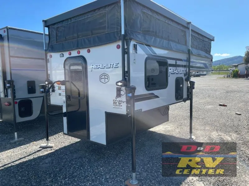 2025 Palomino Real-Lite SS-1604 - Photo 3