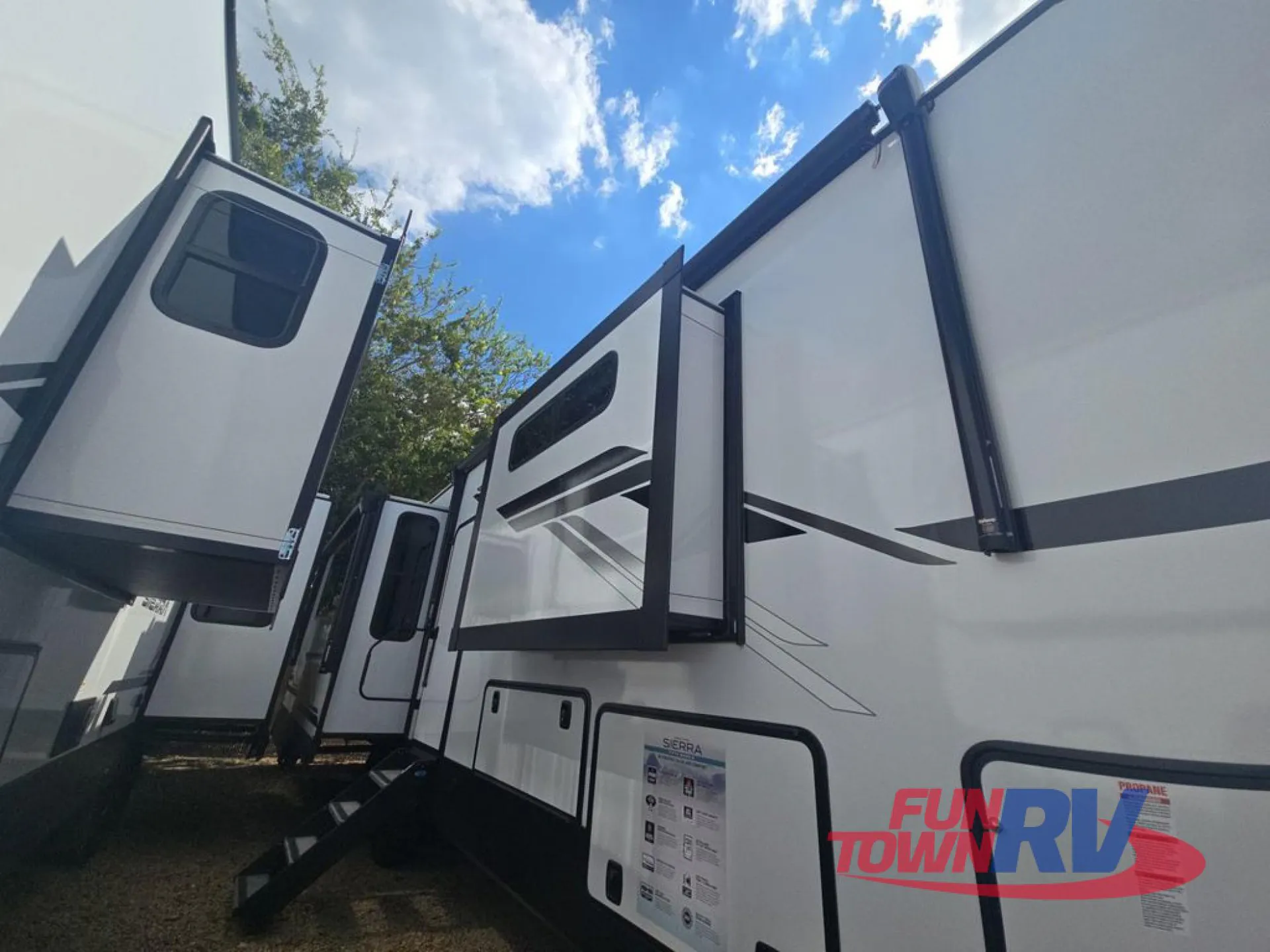 2026 Forest River Sierra 3800RK — Photo 7