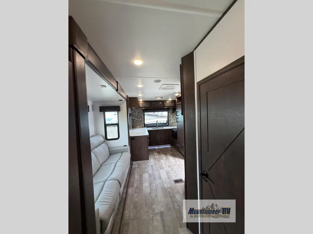 2021 Forest River XLR Hyperlite 3310, Photos photo 32