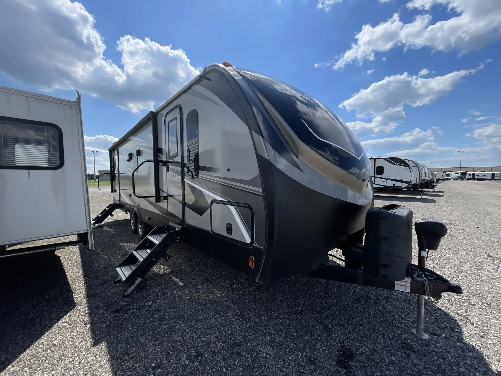 2020 Keystone Laredo 275RL - Photo 3