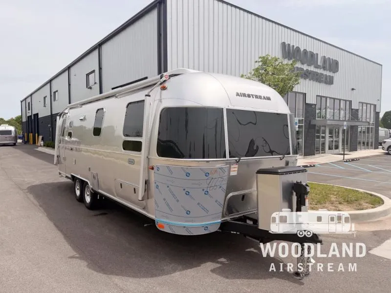 2026 Airstream Globetrotter 27FB - Photo 2