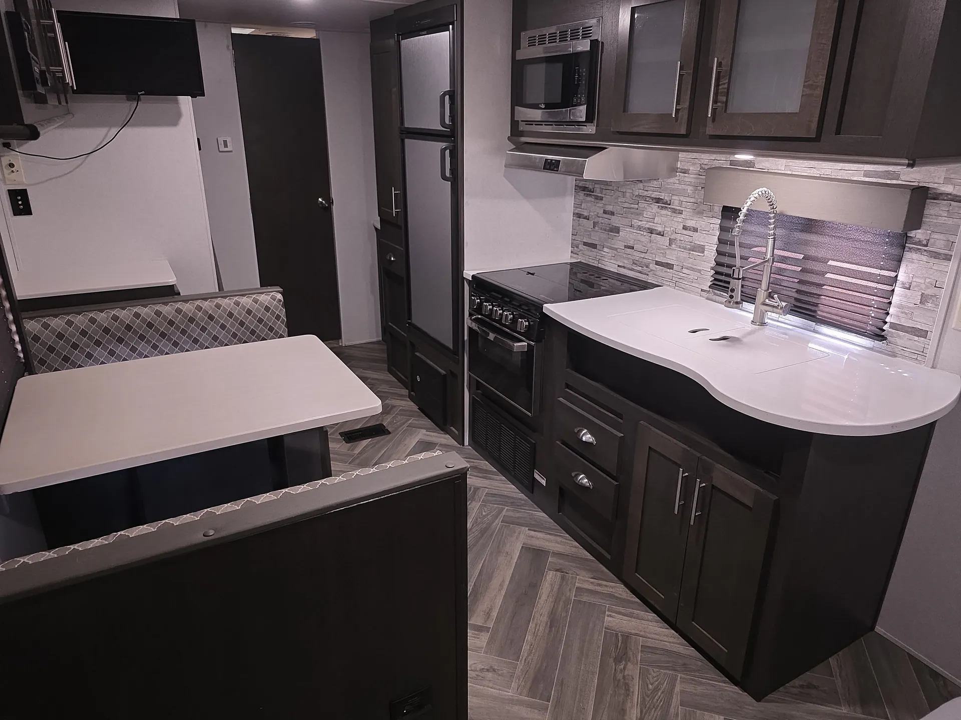 2020 Forest River EVO T2250 — living area main