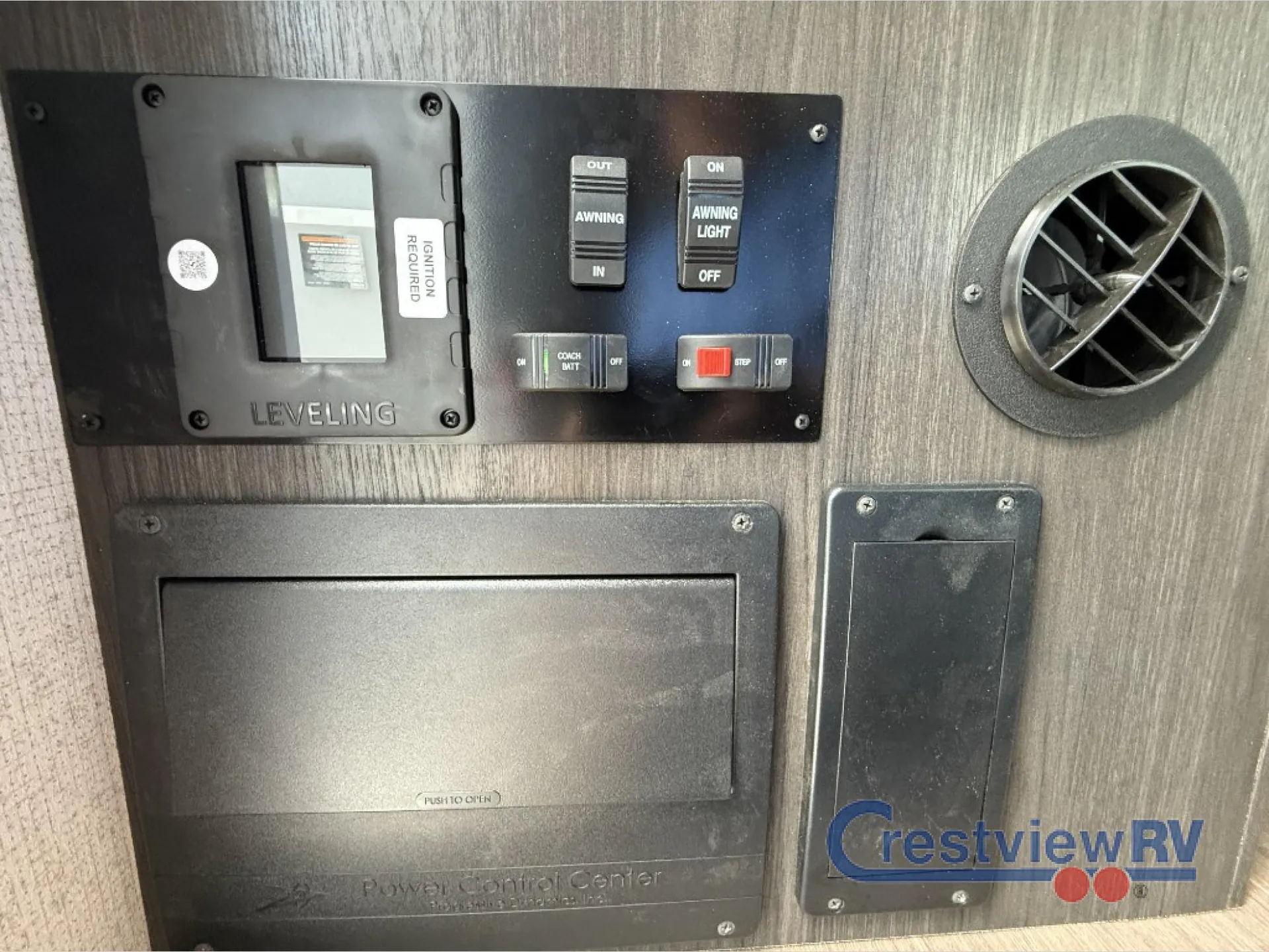 2027 Winnebago Suncruiser 28MB - Photo 4
