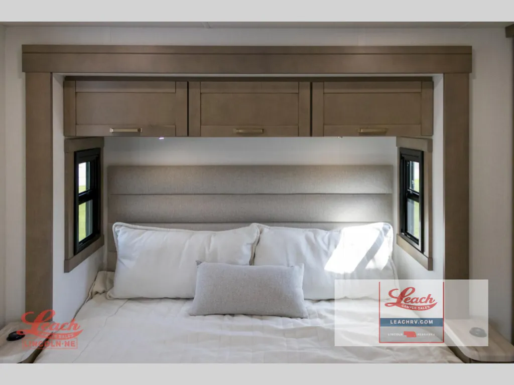 2027 Entegra Coach Vision XL 36C, Photos photo 35