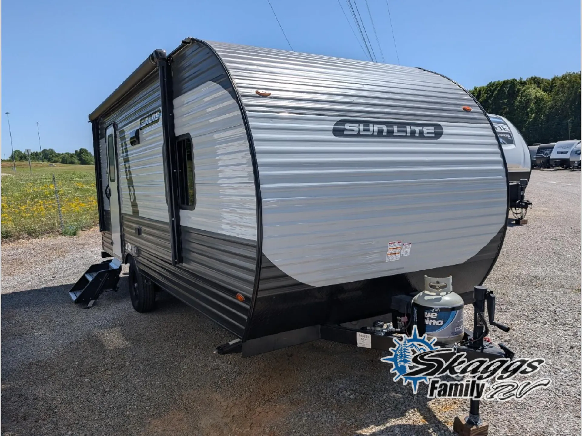 2024 Sunset Park RV Sun Lite LTD 19BH - Photo 2