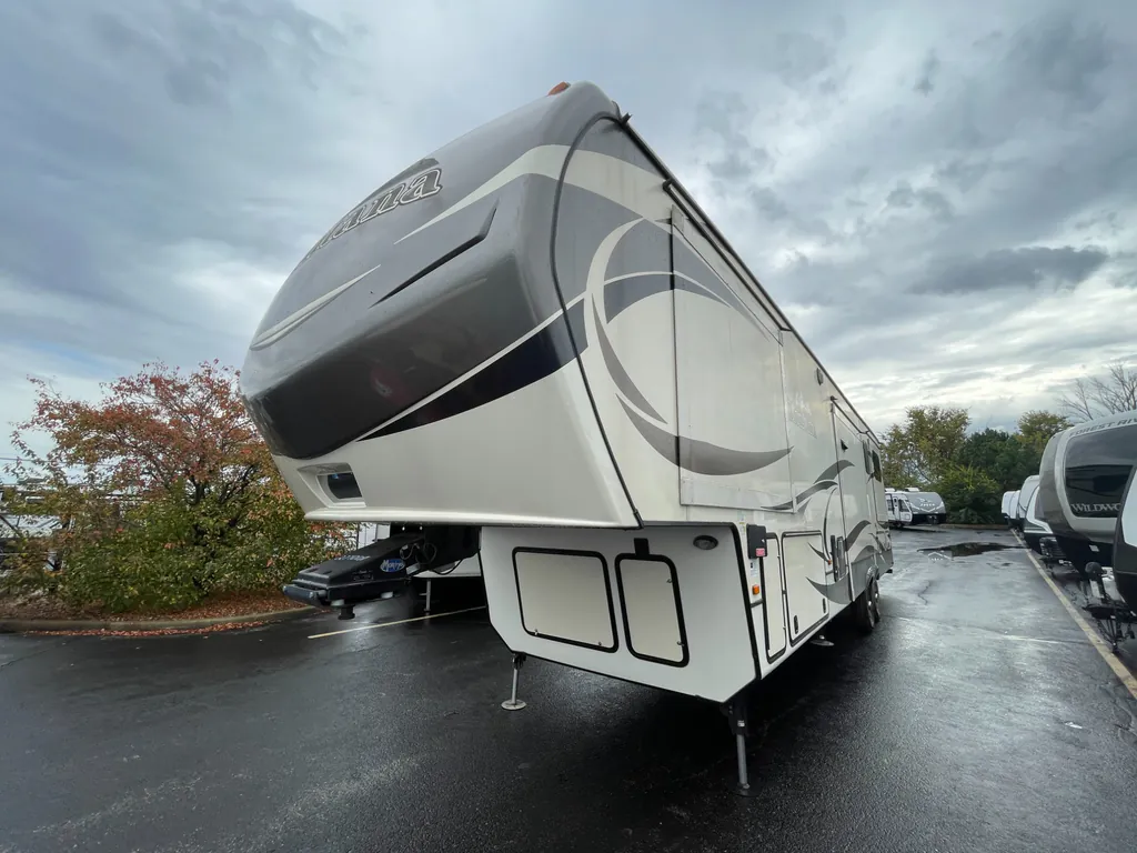 2015 Keystone Montana 3100RL, Photos photo 19