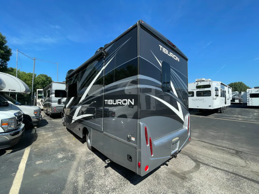 2020 Thor Motor Coach Tiburon 24FB, Photos photo 16
