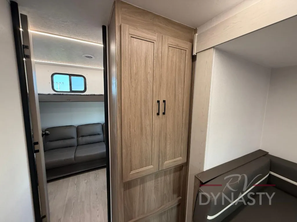 2026 Coachmen Freedom Express Select 30SE, Photos photo 49