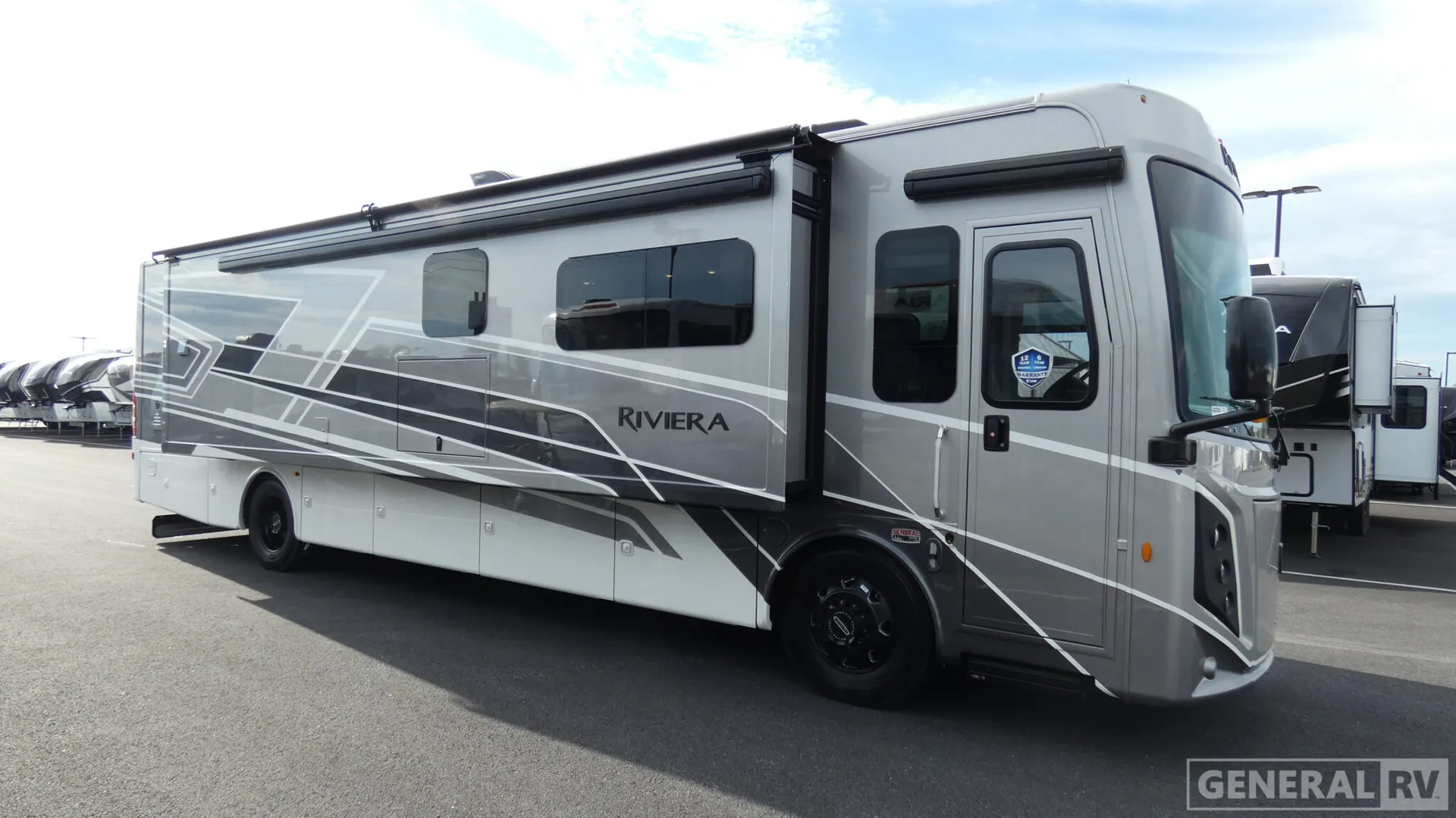2026 Thor Motor Coach Riviera 38RB - Photo 2