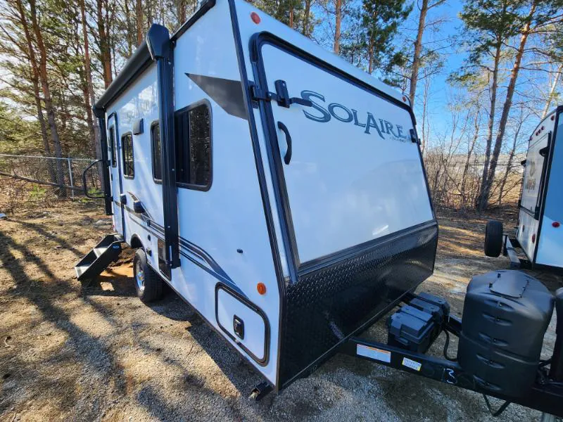 2023 Palomino Solaire 147H - Photo 2