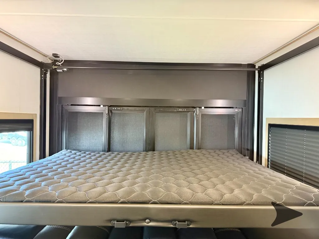 2025 Keystone Raptor 433, Photos photo 80