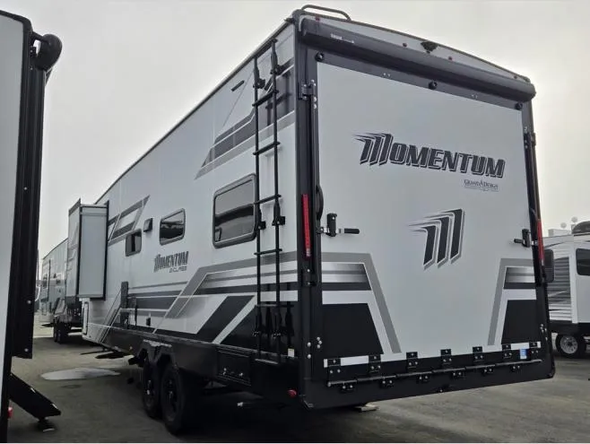 2026 Grand Design Momentum G-Class 27G - Photo 4