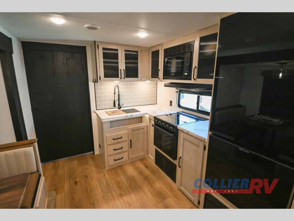 2026 Forest River Puma 27RBDS, Photos photo 5