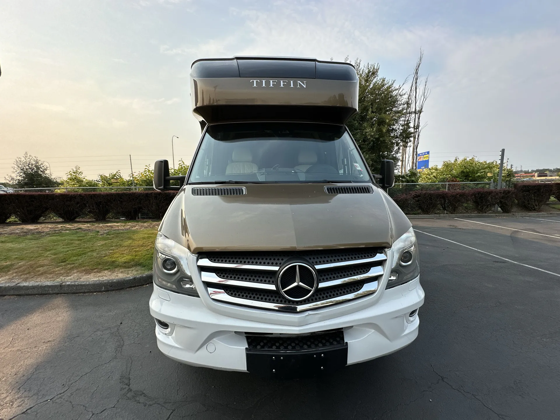 2018 Tiffin Wayfarer 24 BW — front