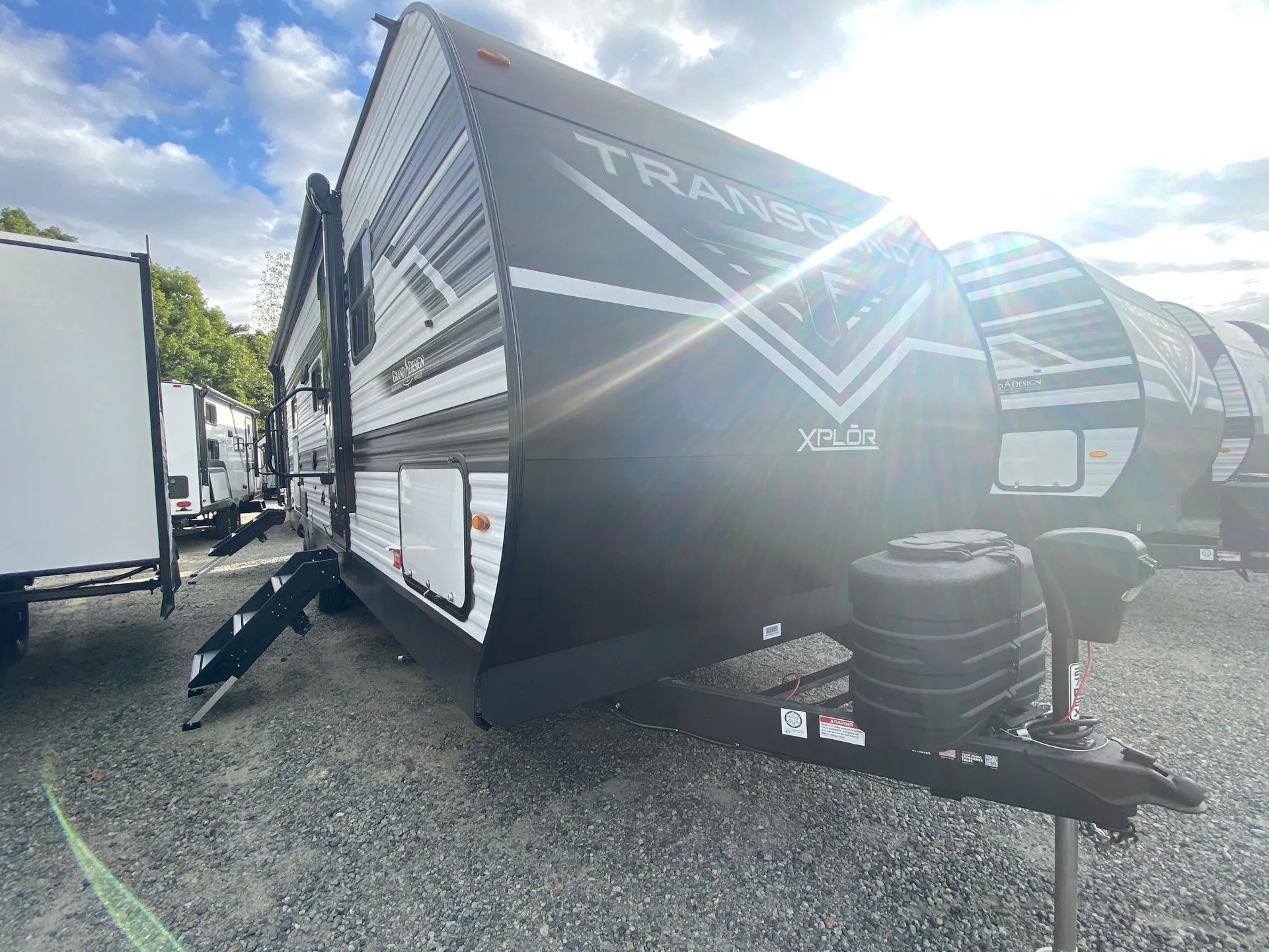 2026 Grand Design Transcend Xplor 27DBX - Photo 2