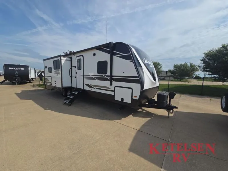 2021 Grand Design Imagine 2670MK - Photo 3
