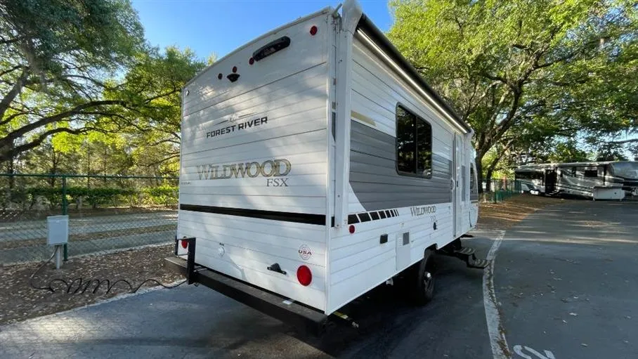2026 Forest River Wildwood FSX 177ICE — Photo 7