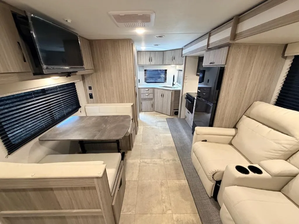 2024 Keystone Passport SL 229RK - Photo 3