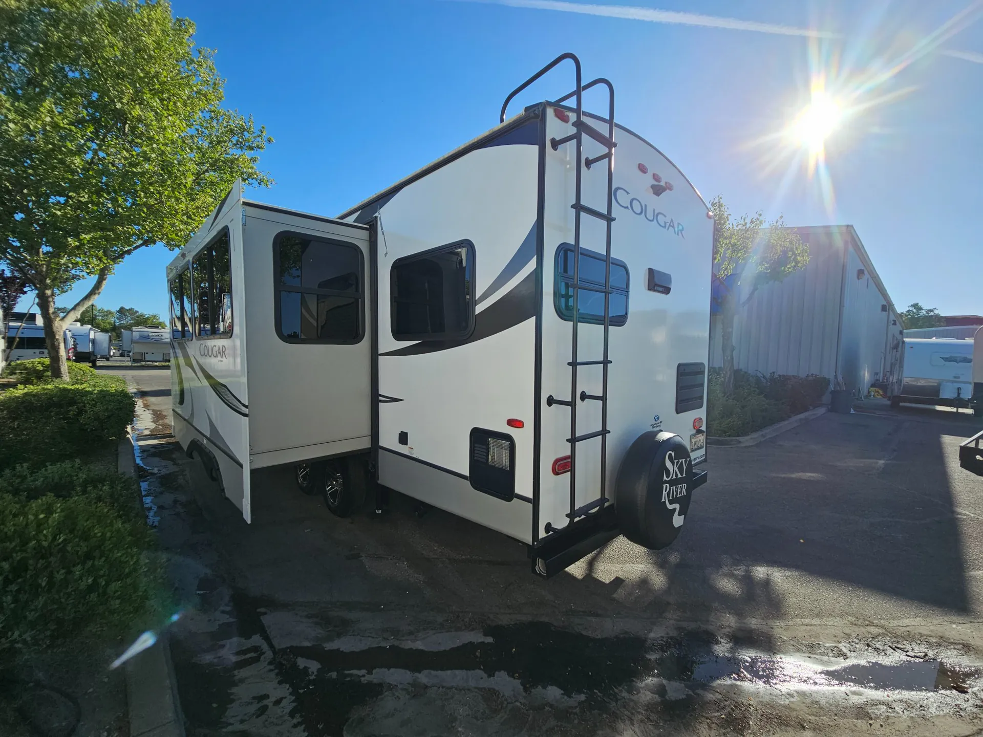 2021 Keystone Cougar Half-Ton 26RKS - Photo 4