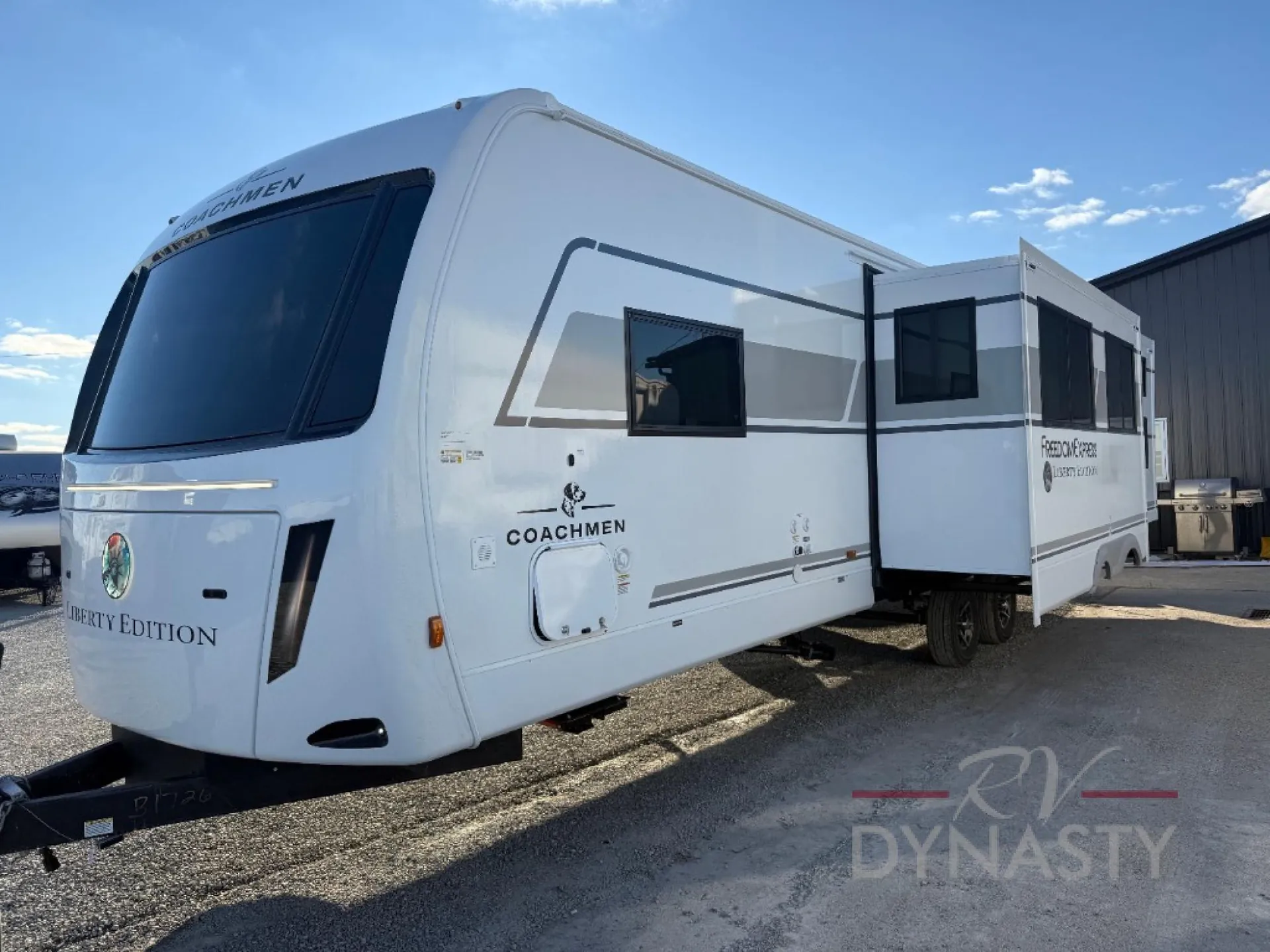 2026 Coachmen Freedom Express Liberty Edition 330BHJJ - Photo 3