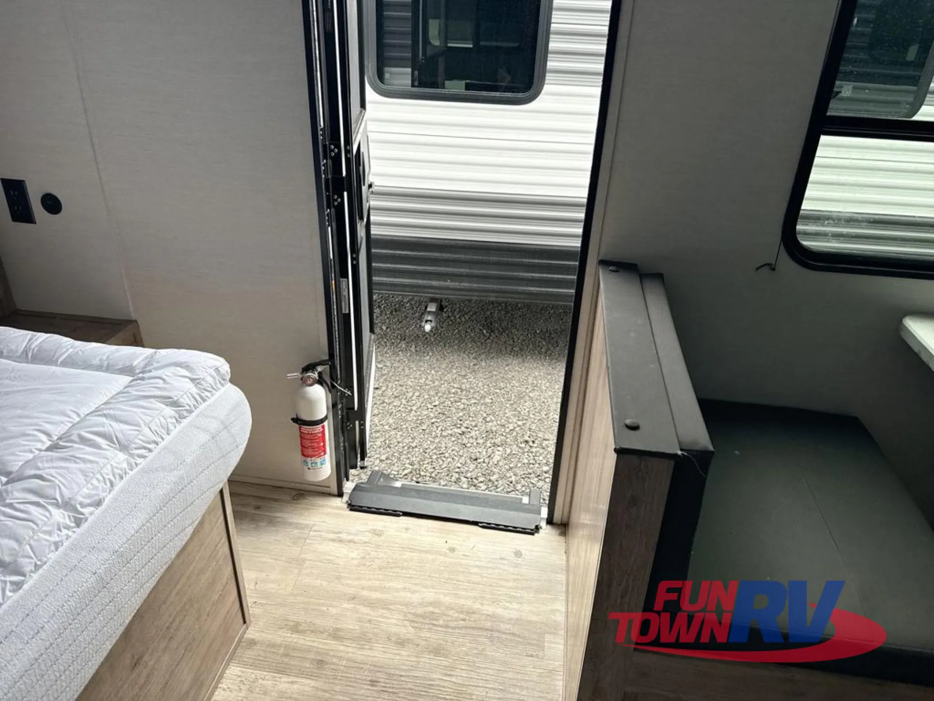 2026 Gulf Stream Kingsport Super Lite 199RK - Photo 4