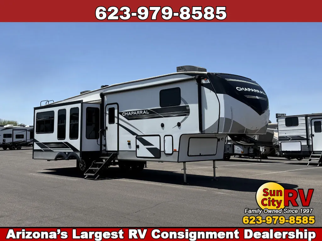 2022 Coachmen Chaparral 336TSIK - Photo 2