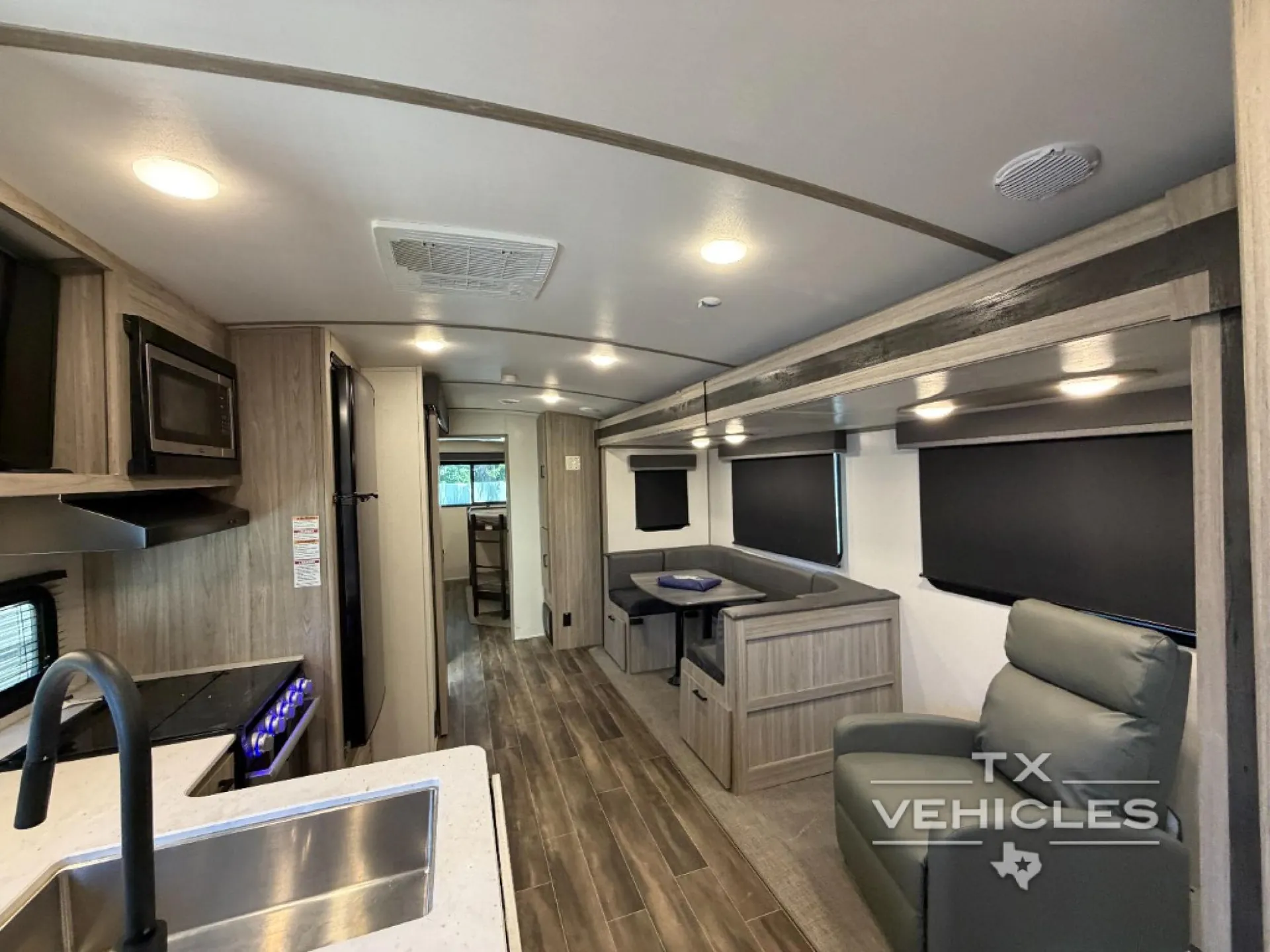 2022 Keystone Passport GT 3401QD - Photo 2