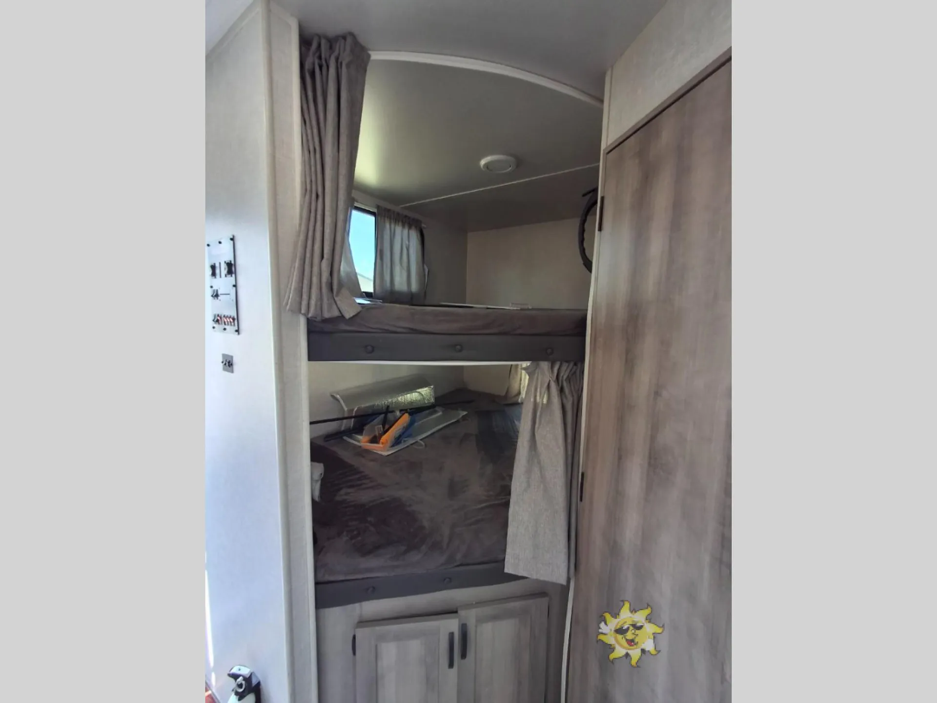 2021 Winnebago Voyage V3033BH - Photo 3