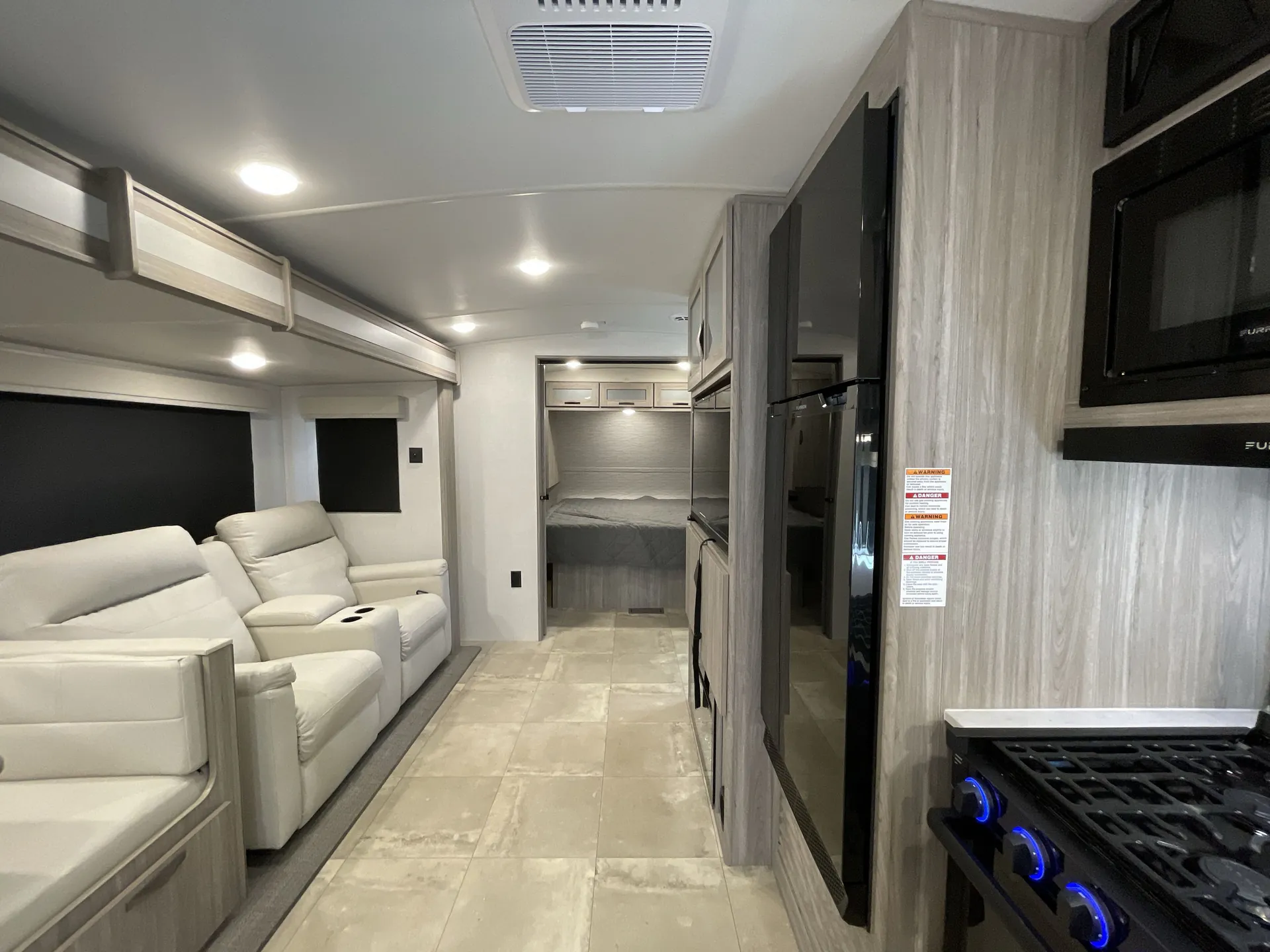 2024 Keystone Passport 2605RB — living area main