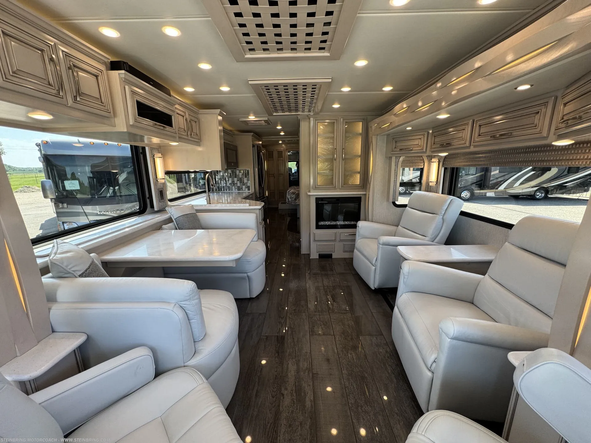 2021 Newmar New Aire 3543 - Photo 3