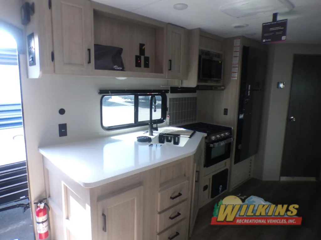 2026 Coachmen Catalina Legacy Edition 243RBS, Photos photo 11