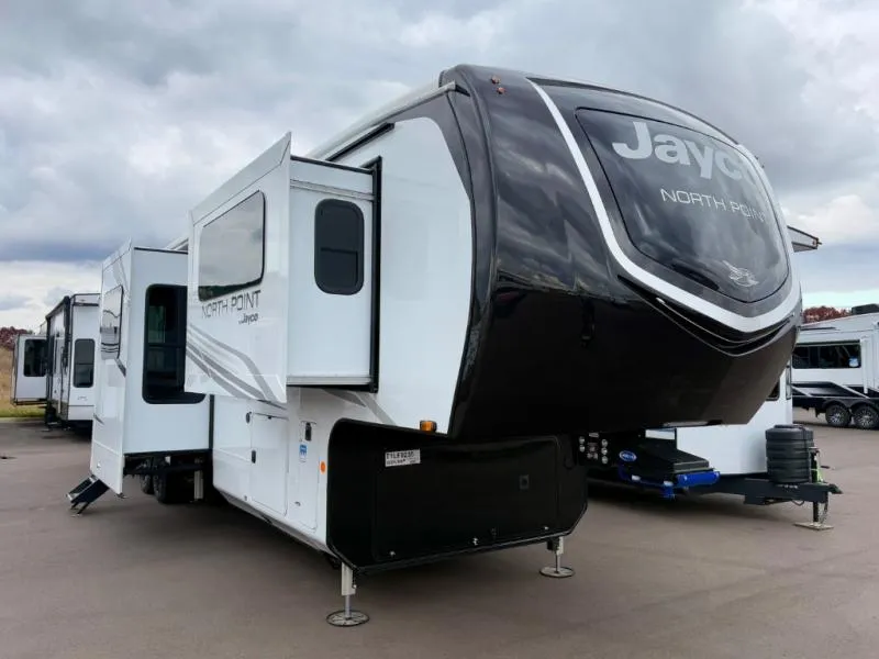2026 Jayco North Point 382FLRB - Photo 2