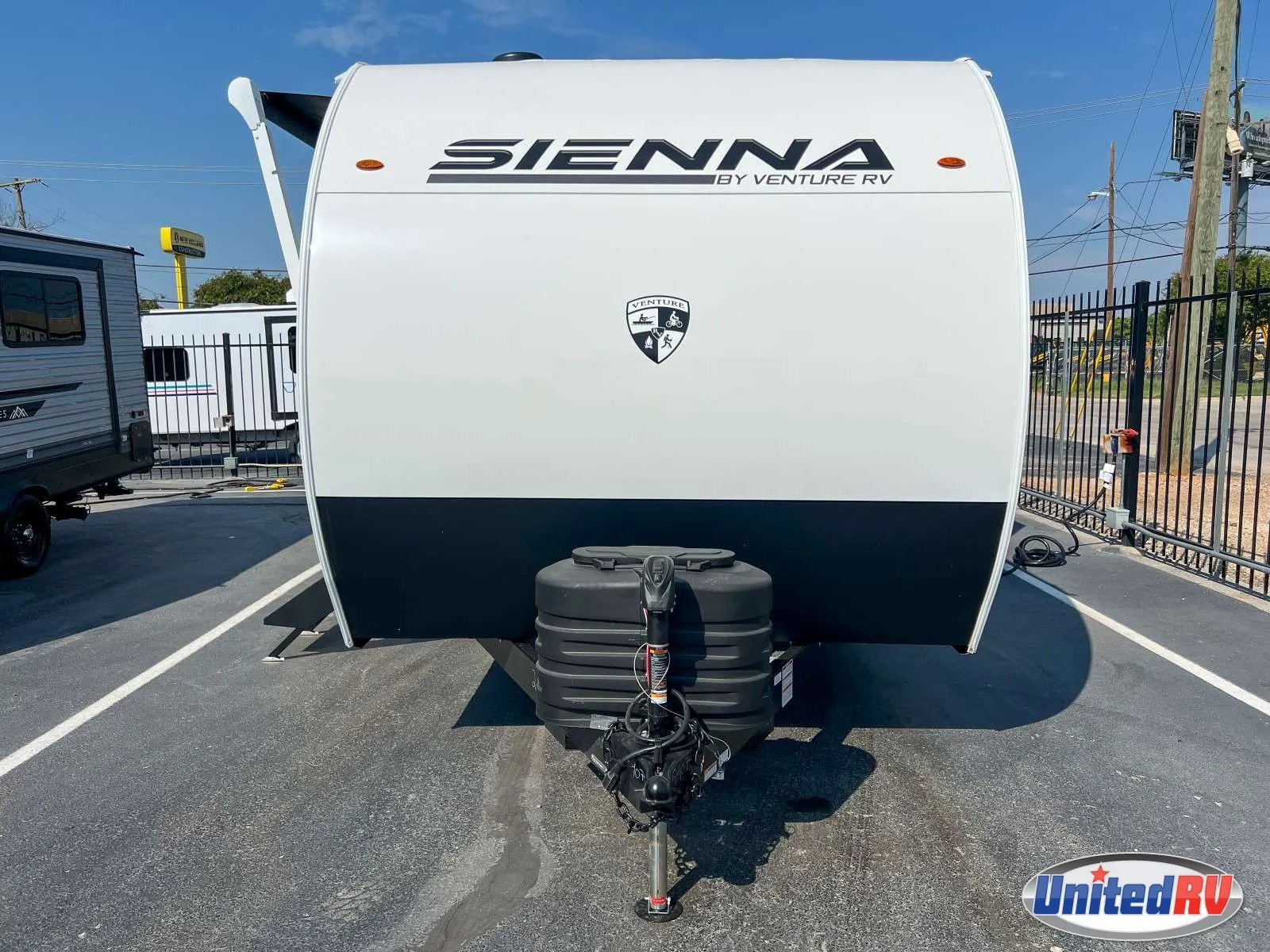 2026 VENTURE RV SIENNA 231VRK - Photo 3