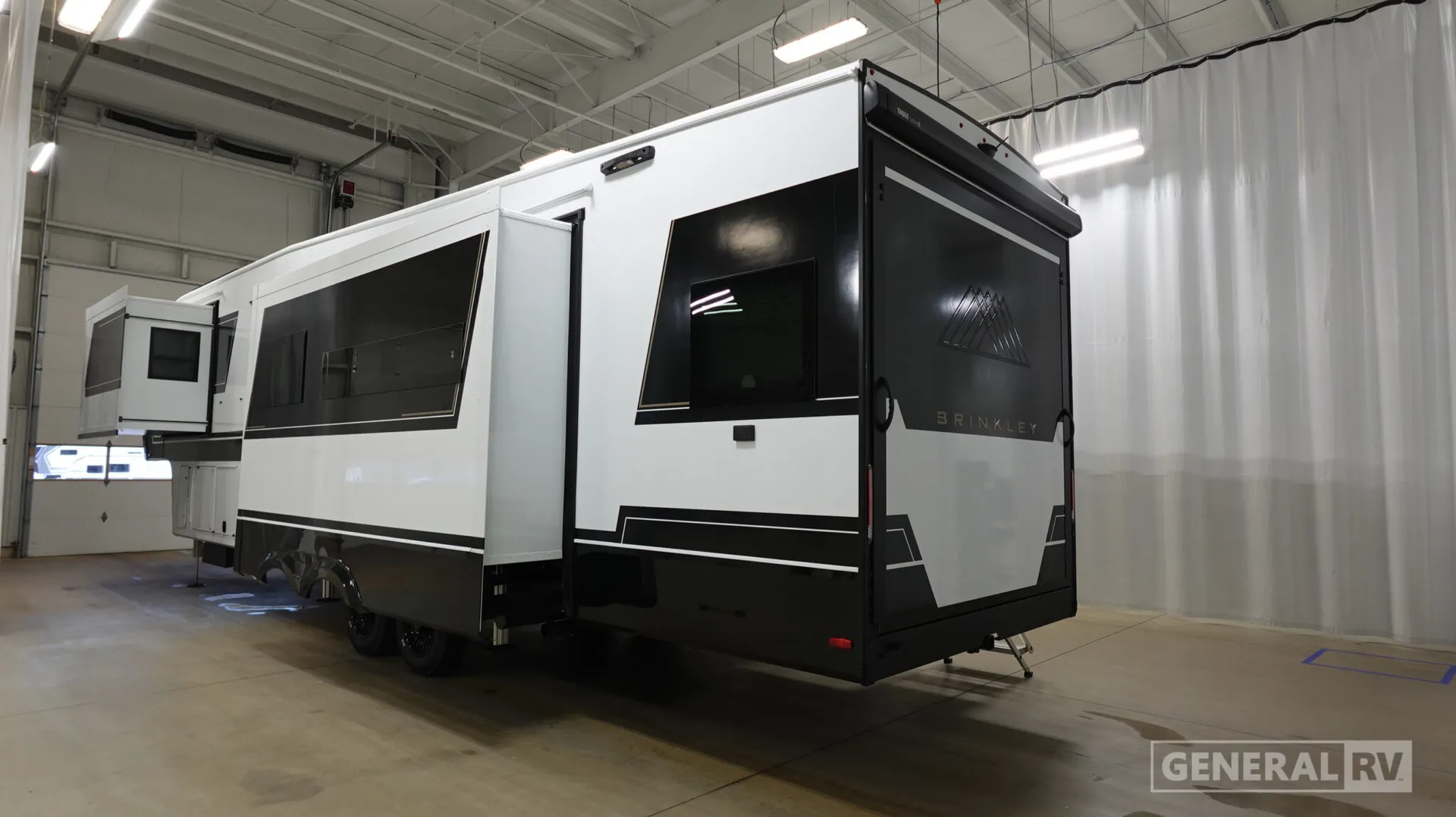 2027 Brinkley Model Z 3420 - Photo 4