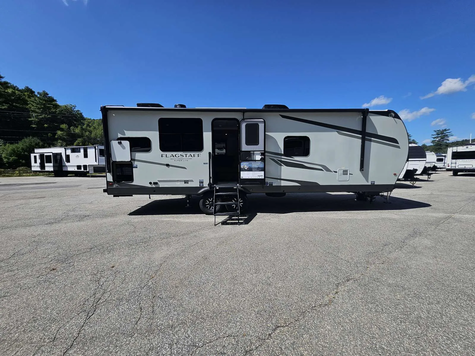 2027 Forest River Flagstaff Super Lite 27RKS — Photo 5