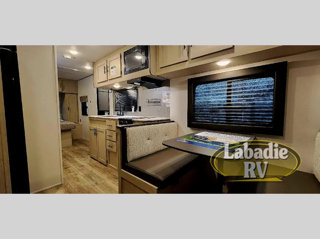 2026 Shasta RVs i-5 Edition 521CK, Photos photo 9