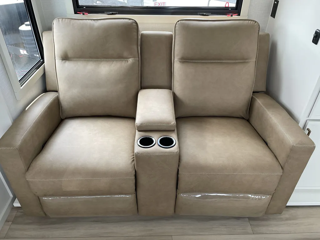 2026 Brinkley Model Ix 20X, Photos photo 8
