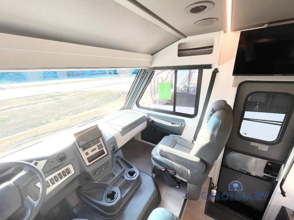 2026 Coachmen Euro 25TB - Photo 4