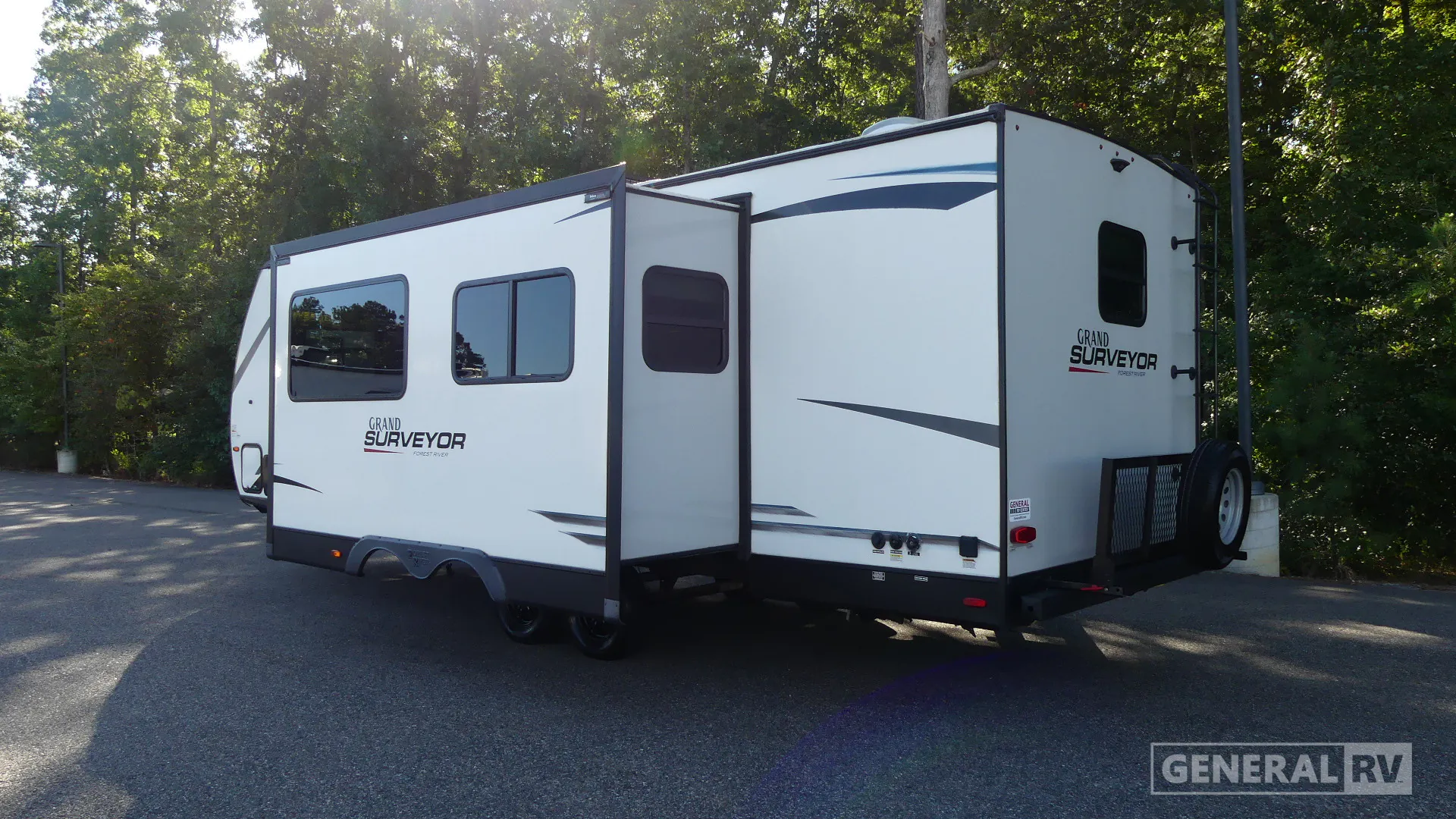 2023 Forest River Grand Surveyor 267RBSS - Photo 4